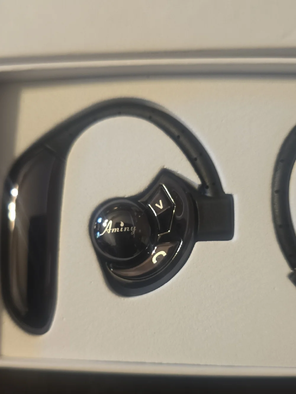 Black Wireless Earhook Headphones